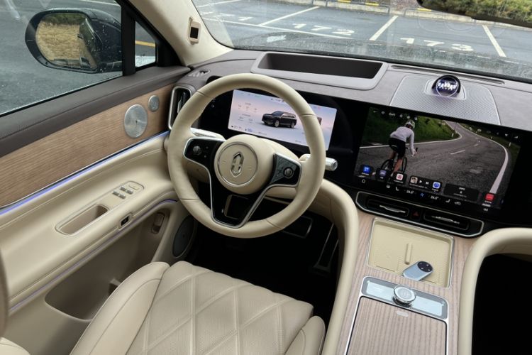 Used Hima AITO M9 2025 Extended-Range Ultra Version 52 kWh 6-Seater Interior 6