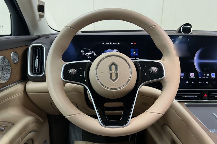 Used Hima AITO M9 2025 Extended-Range Ultra Version 52 kWh 6-Seater Interior 6