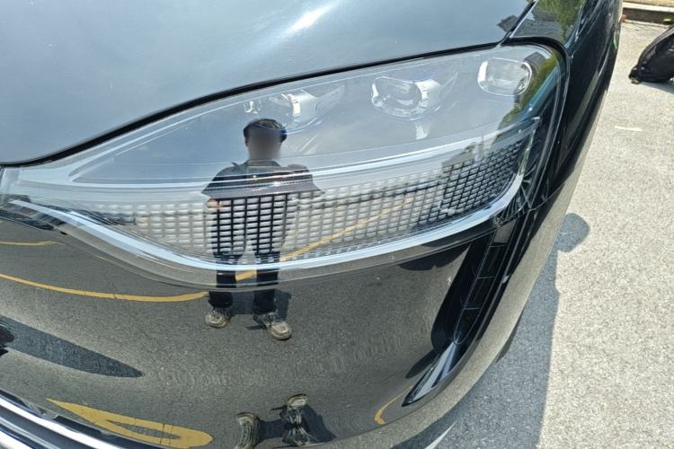 Used Hima AITO M9 2025 Extended-Range Max Version 52 kWh 6-Seater Edition Left Front Headlight
