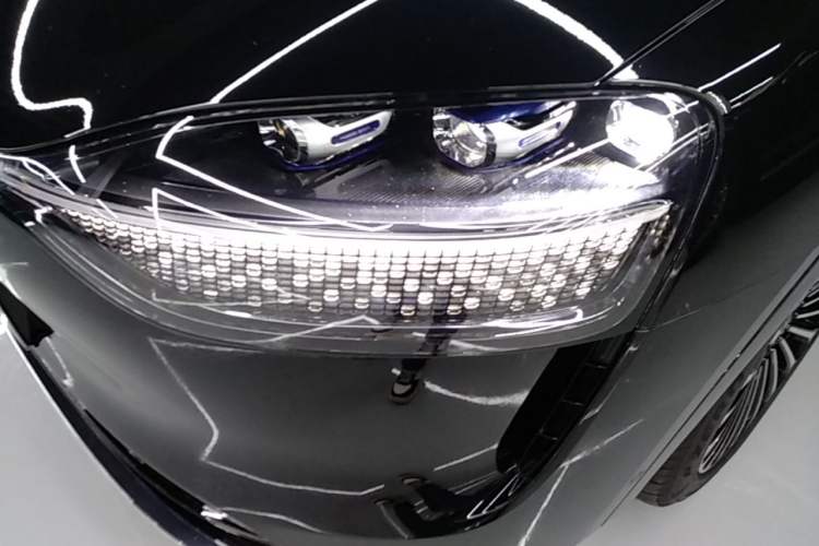 Used Hima AITO M9 2025 Extended-Range Ultra Version 52 kWh 5-Seater Edition Left Front Headlight