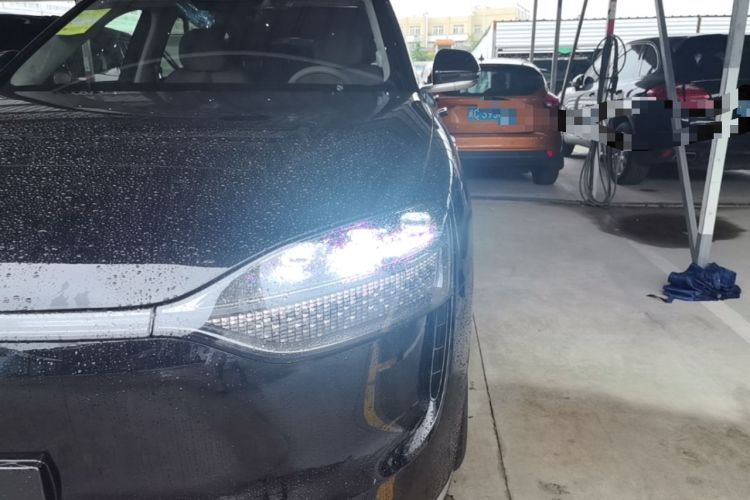 Used Hima AITO M9 2025 Extended-Range Max Version 52 kWh 6-Seater Edition Left Front Headlight