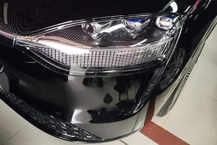 Used Hima AITO M9 2025 Extended-Range Ultra Version 52 kWh 6-Seater Left Front Headlight