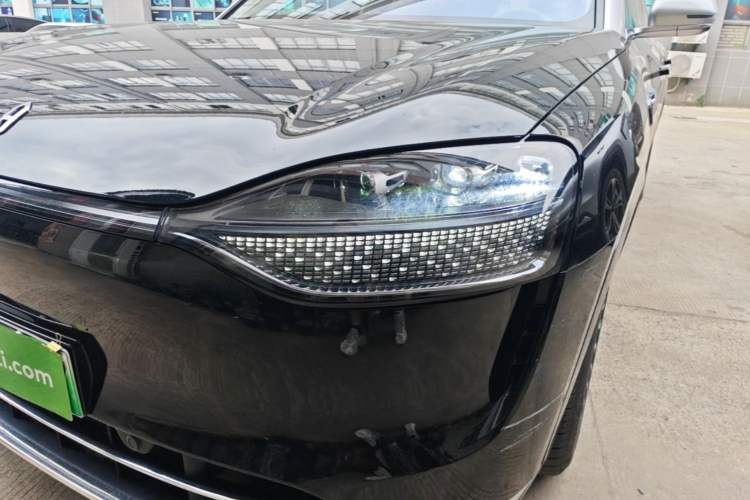 Used Hima AITO M9 2025 Extended-Range Ultra Version 52 kWh 6-Seater Left Front Headlight