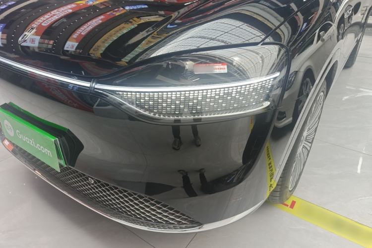Used Hima AITO M9 2025 Pure Electric Ultra Version 100 kWh 6-Seater Model Left Front Headlight