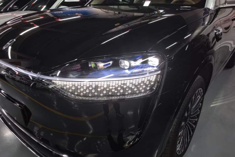 Used Hima AITO M9 2025 Extended-Range Ultra Version 52 kWh 6-Seater Left Front Headlight