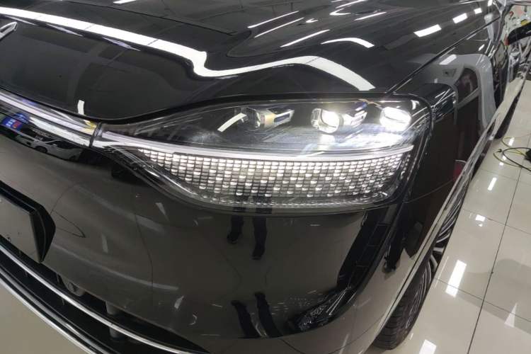 Used Hima AITO M9 2025 Extended-Range Ultra Version 52 kWh 6-Seater Left Front Headlight