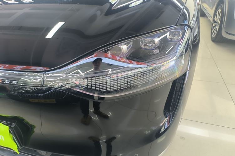 Used Hima AITO M9 2025 Extended-Range Ultra Version 52 kWh 6-Seater Left Front Headlight