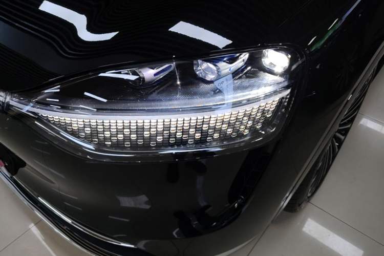 Used Hima AITO M9 2025 Extended-Range Ultra Version 52 kWh 6-Seater Left Front Headlight