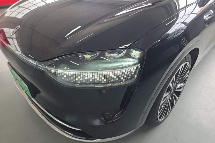 Used Hima AITO M9 2025 Extended-Range Ultra Version 52 kWh 5-Seater Edition Left Front Headlight