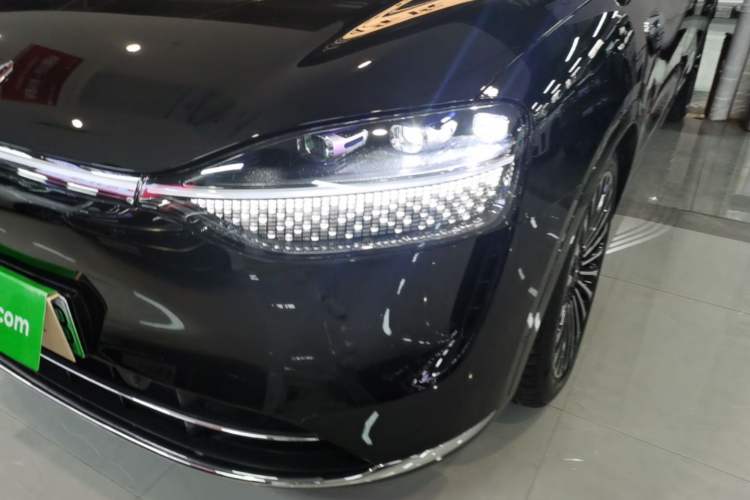 Used Hima AITO M9 2025 Extended-Range Ultra Version 52 kWh 6-Seater Left Front Headlight