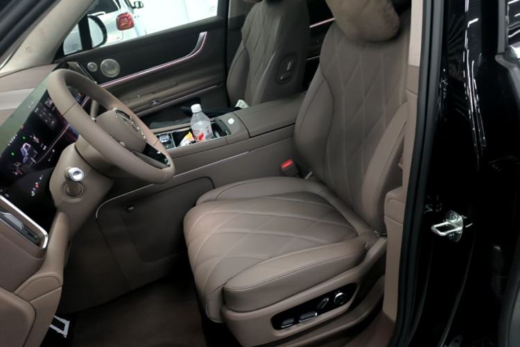 Used Hima AITO M9 2025 Model Range-Extended Ultra Edition 52kWh 6-seater (896-line LiDAR) Left Front Seat