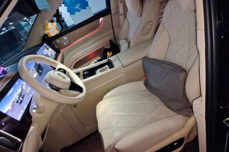 Used Hima AITO M9 2025 Extended-Range Ultra Version 52 kWh 5-Seater Edition Left Front Seat