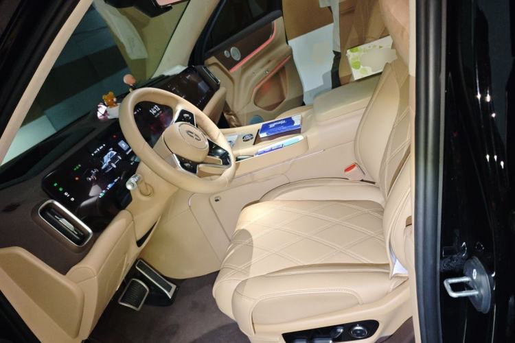 Used Hima AITO M9 2025 Extended-Range Ultra Version 52 kWh 5-Seater Edition Left Front Seat