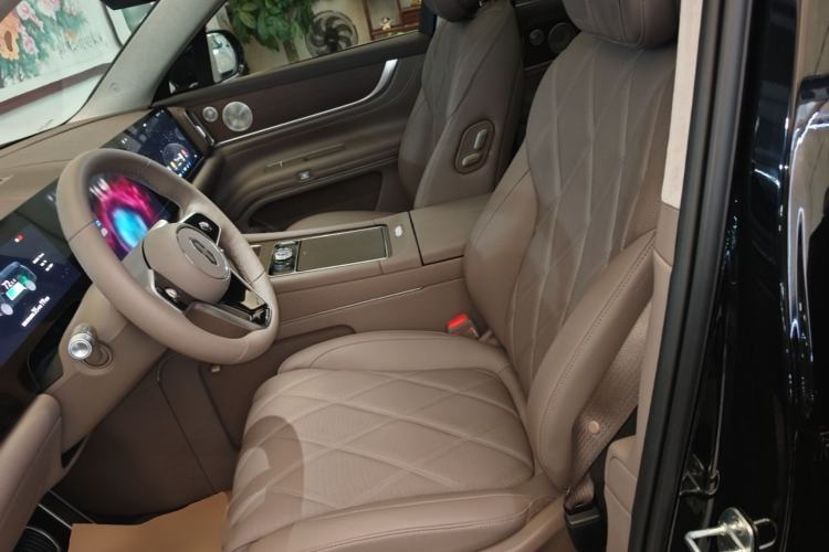 Used Hima AITO M9 2025 Extended-Range Max Version 52 kWh 6-Seater Edition Left Front Seat
