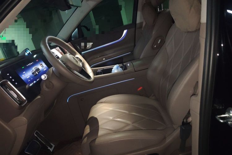 Used Hima AITO M9 2025 Extended-Range Max Version 52 kWh 6-Seater Edition Left Front Seat