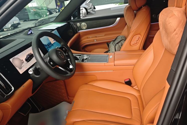 Used Hima AITO M9 2025 Extended-Range Ultra Version 52 kWh 6-Seater Left Front Seat
