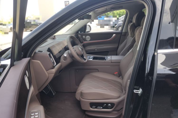 Used Hima AITO M9 2025 Extended-Range Ultra Version 52 kWh 5-Seater Edition Left Front Seat