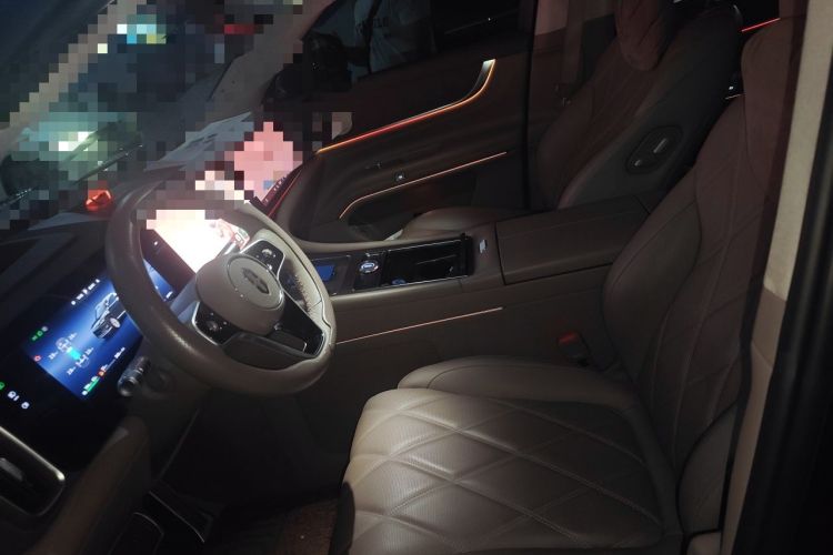 Used Hima AITO M9 2025 Extended-Range Ultra Version 52 kWh 5-Seater Edition Left Front Seat
