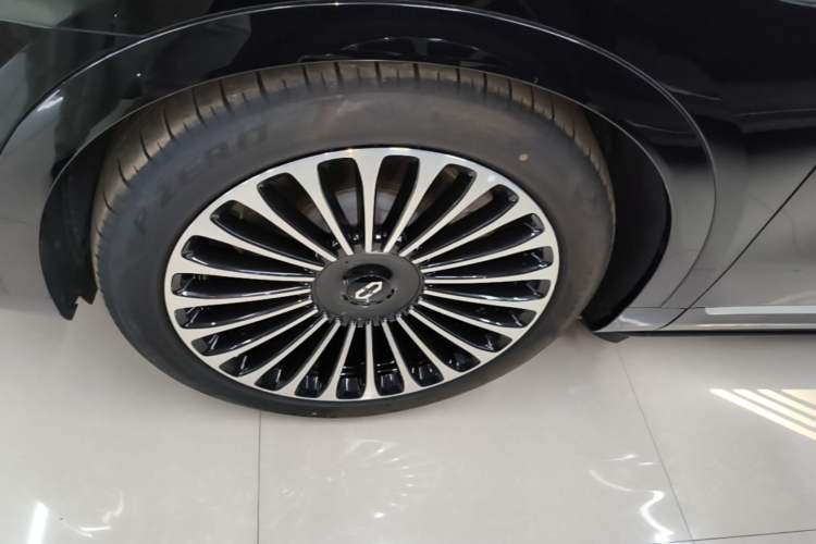 Used Hima AITO M9 2025 Extended-Range Ultra Version 52 kWh 6-Seater Left Front Wheel Hub
