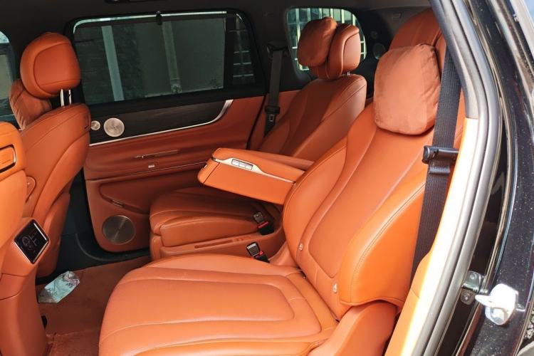 Used Hima AITO M9 2025 Extended-Range Max Version 52 kWh 6-Seater Edition Left Rear Seat