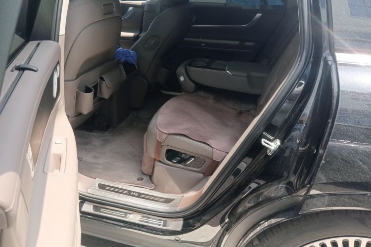 Used Hima AITO M9 2025 Extended-Range Ultra Version 52 kWh 5-Seater Edition Left Rear Seat