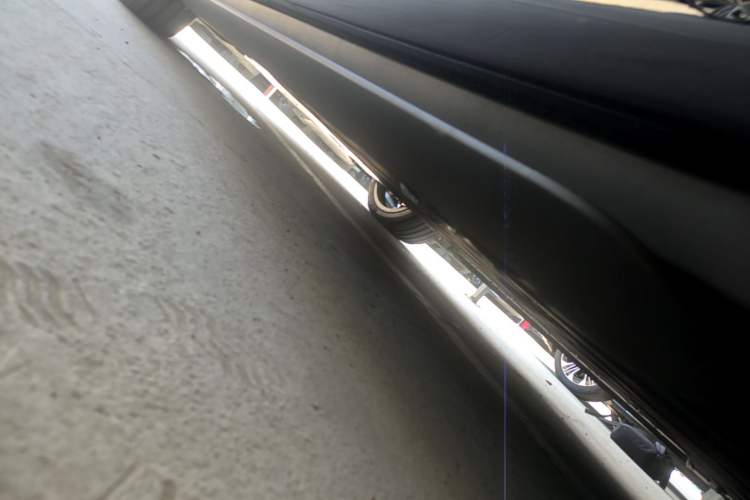 Used Hima AITO M9 2025 Model Range-Extended Max Edition 52kWh 6-seater (896-line LiDAR) Left Side Sill