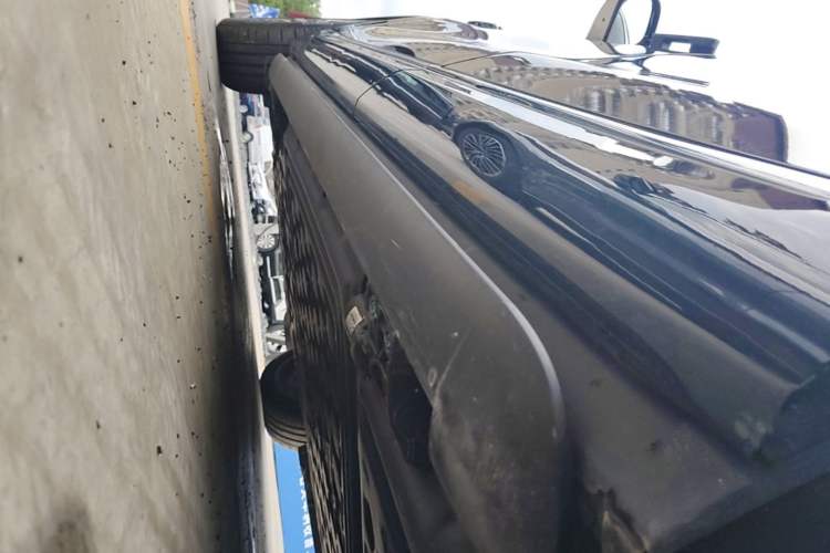 Used Hima AITO M9 2025 Extended-Range Ultra Version 52 kWh 6-Seater Left Side Sill
