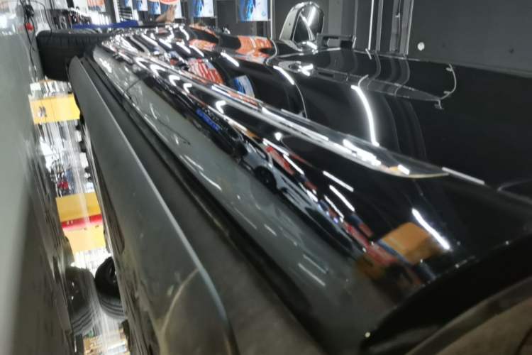 Used Hima AITO M9 2025 Extended-Range Ultra Version 52 kWh 6-Seater Left Side Sill
