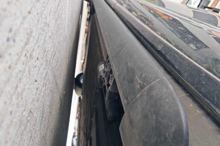 Used Hima AITO M9 2025 Extended-Range Ultra Version 52 kWh 6-Seater Left Side Sill