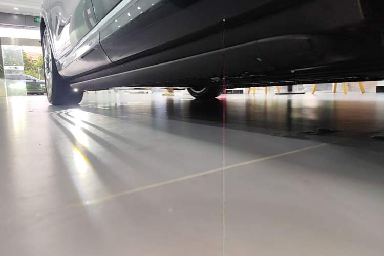 Used Hima AITO M9 2025 Extended-Range Max Version 52 kWh 6-Seater Edition Left Side Sill