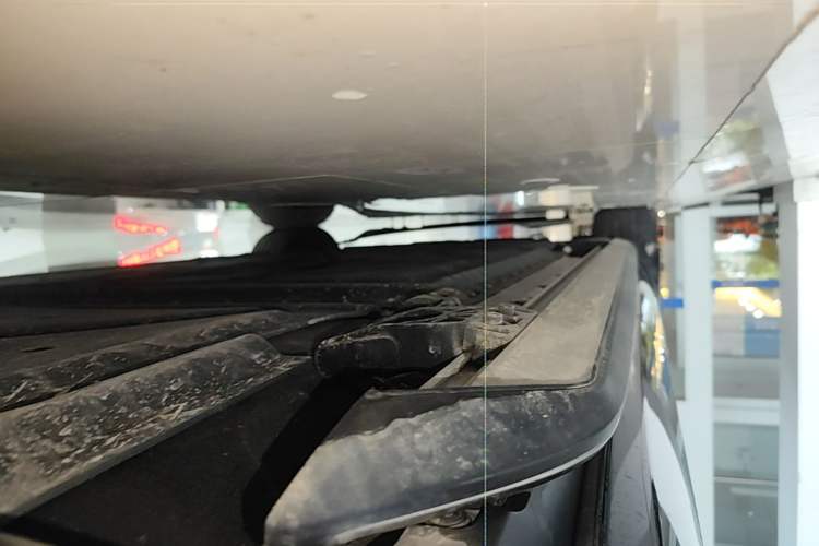 Used Hima AITO M9 2025 Extended-Range Ultra Version 52 kWh 6-Seater Left Side Sill