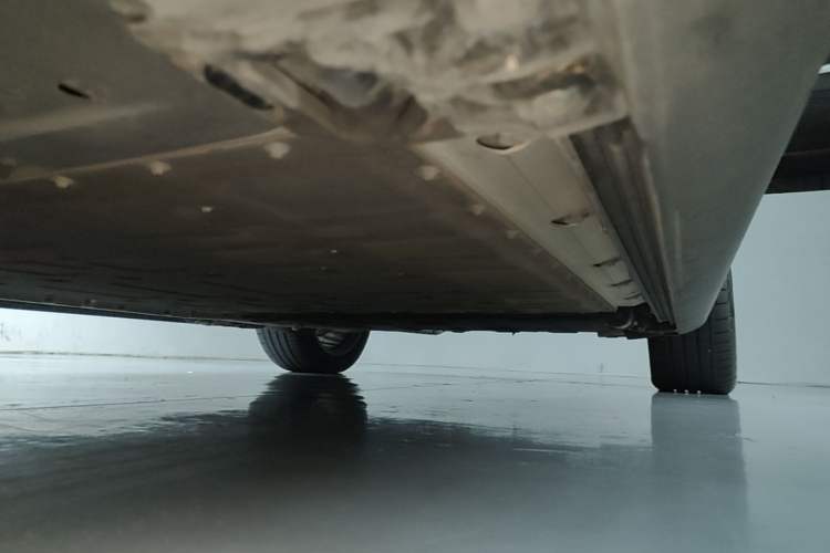 Used Hima AITO M9 2025 Extended-Range Ultra Version 52 kWh 5-Seater Edition Left Side Sill