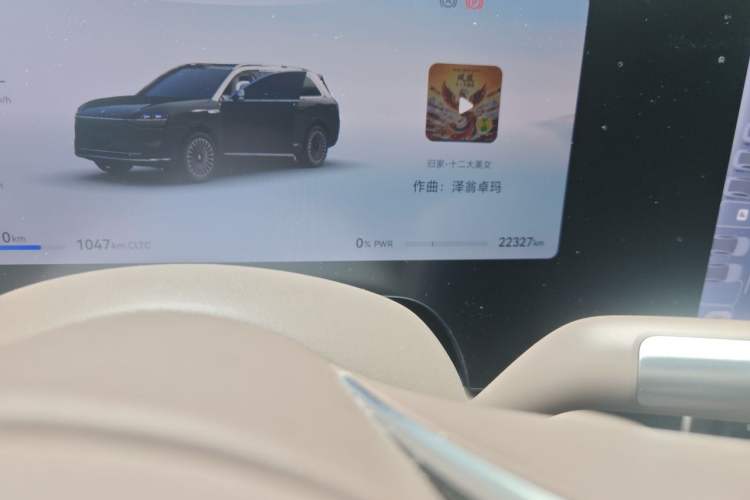 Used Hima AITO M9 2025 Extended-Range Ultra Version 52 kWh 6-Seater Odometer Close Up