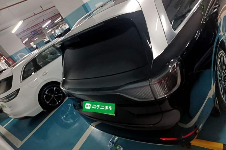 Used Hima AITO M9 2025 Extended-Range Ultra Version 52 kWh 6-Seater Rear
