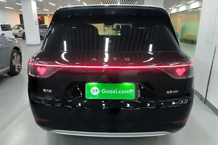 Used Hima AITO M9 2025 Model Range-Extended Ultra Edition 52kWh 6-seater (896-line LiDAR) Rear