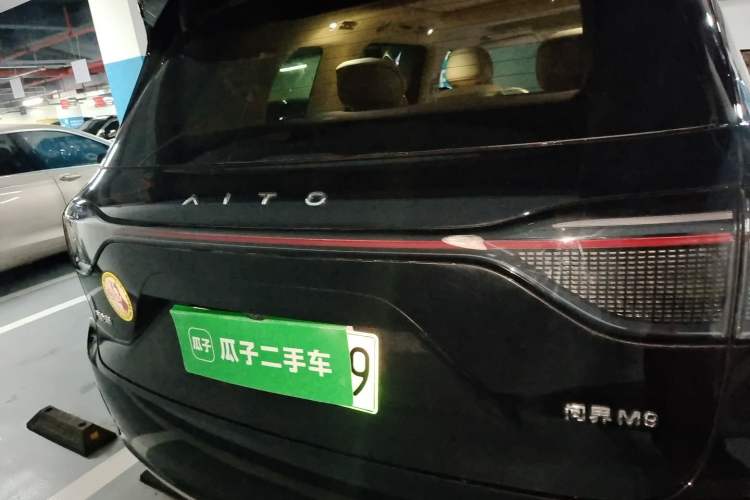 Used Hima AITO M9 2025 Extended-Range Ultra Version 52 kWh 5-Seater Edition Rear