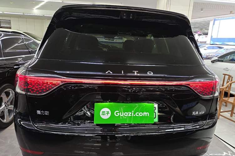 Used Hima AITO M9 2025 Extended-Range Ultra Version 52 kWh 5-Seater Edition Rear