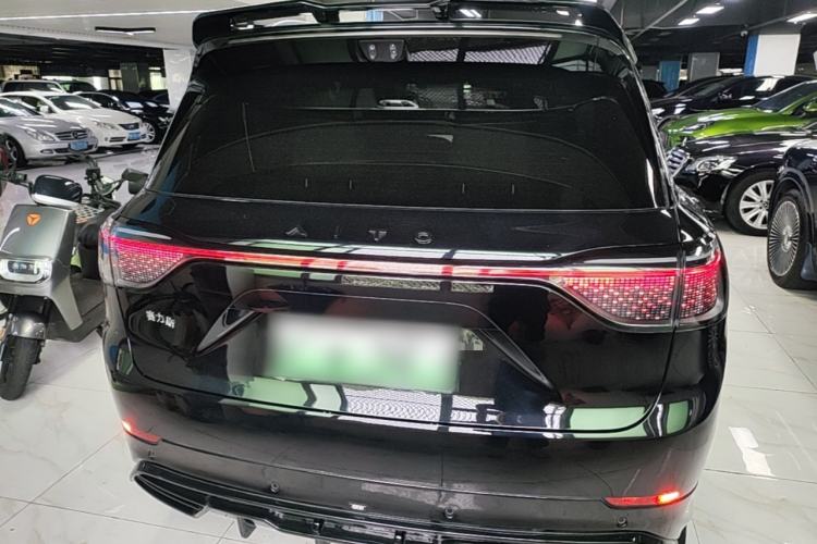 Used Hima AITO M9 2025 Extended-Range Ultra Version 52 kWh 6-Seater Rear