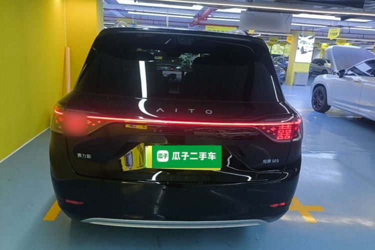 Used Hima AITO M9 2025 Extended-Range Ultra Version 52 kWh 6-Seater Rear