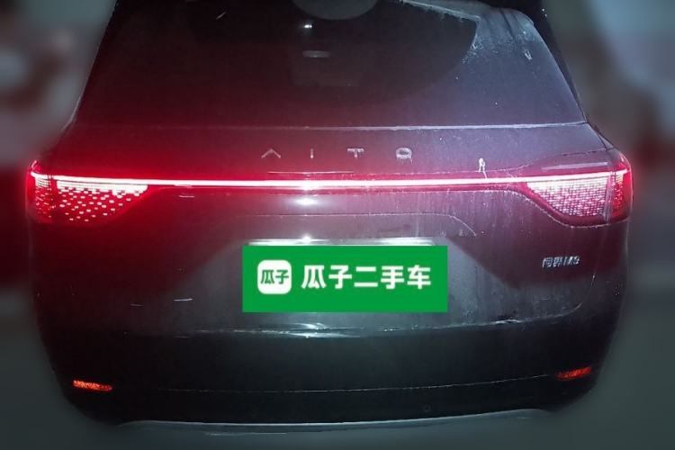 Used Hima AITO M9 2025 Extended-Range Max Version 52 kWh 6-Seater Edition Rear