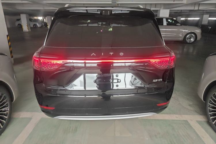 Used Hima AITO M9 2025 Extended-Range Ultra Version 52 kWh 5-Seater Edition Rear