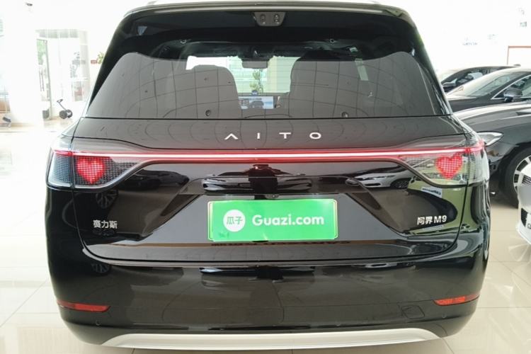 Used Hima AITO M9 2025 Extended-Range Ultra Version 52 kWh 6-Seater Rear