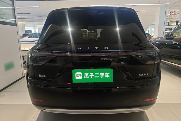 Used Hima AITO M9 2025 Extended-Range Ultra Version 52 kWh 6-Seater Rear