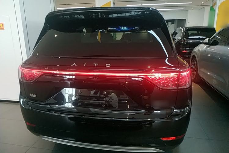 Used Hima AITO M9 2025 Extended-Range Ultra Version 52 kWh 5-Seater Edition Rear