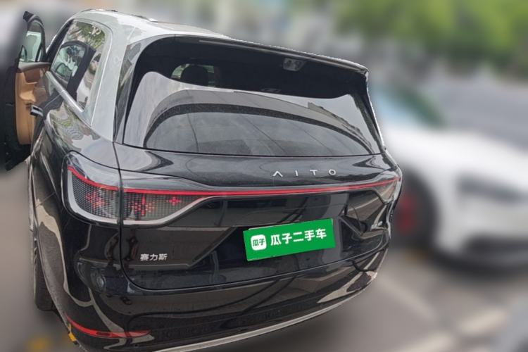 Used Hima AITO M9 2025 Extended-Range Ultra Version 52 kWh 6-Seater Rear
