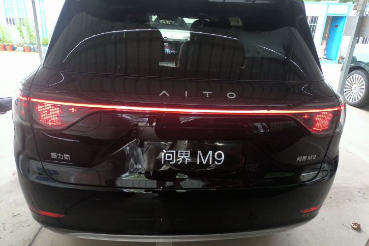 Used Hima AITO M9 2025 Model Range-Extended Ultra Edition 52kWh 6-seater (896-line LiDAR) Rear