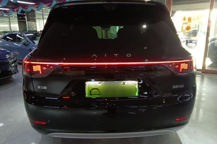 Used Hima AITO M9 2025 Extended-Range Ultra Version 52 kWh 6-Seater Rear