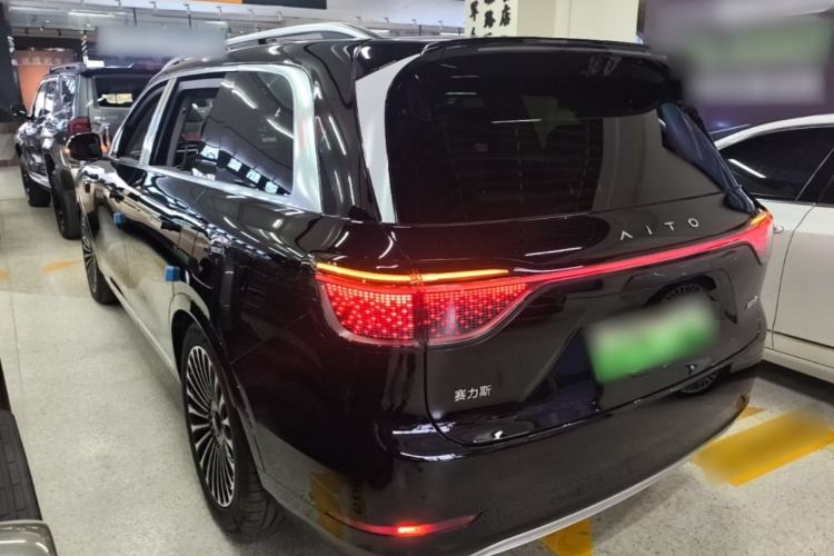 Used Hima AITO M9 2025 Extended-Range Ultra Version 52 kWh 6-Seater Rear Left 45 Deg