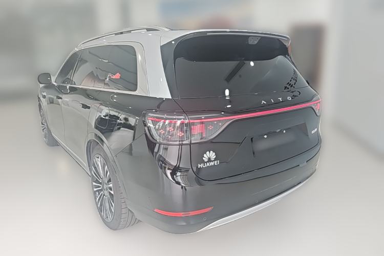 Used Hima AITO M9 2025 Extended-Range Ultra Version 52 kWh 6-Seater Rear Left 45 Deg