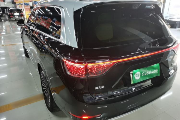 Used Hima AITO M9 2025 Extended-Range Ultra Version 52 kWh 6-Seater Rear Left 45 Deg